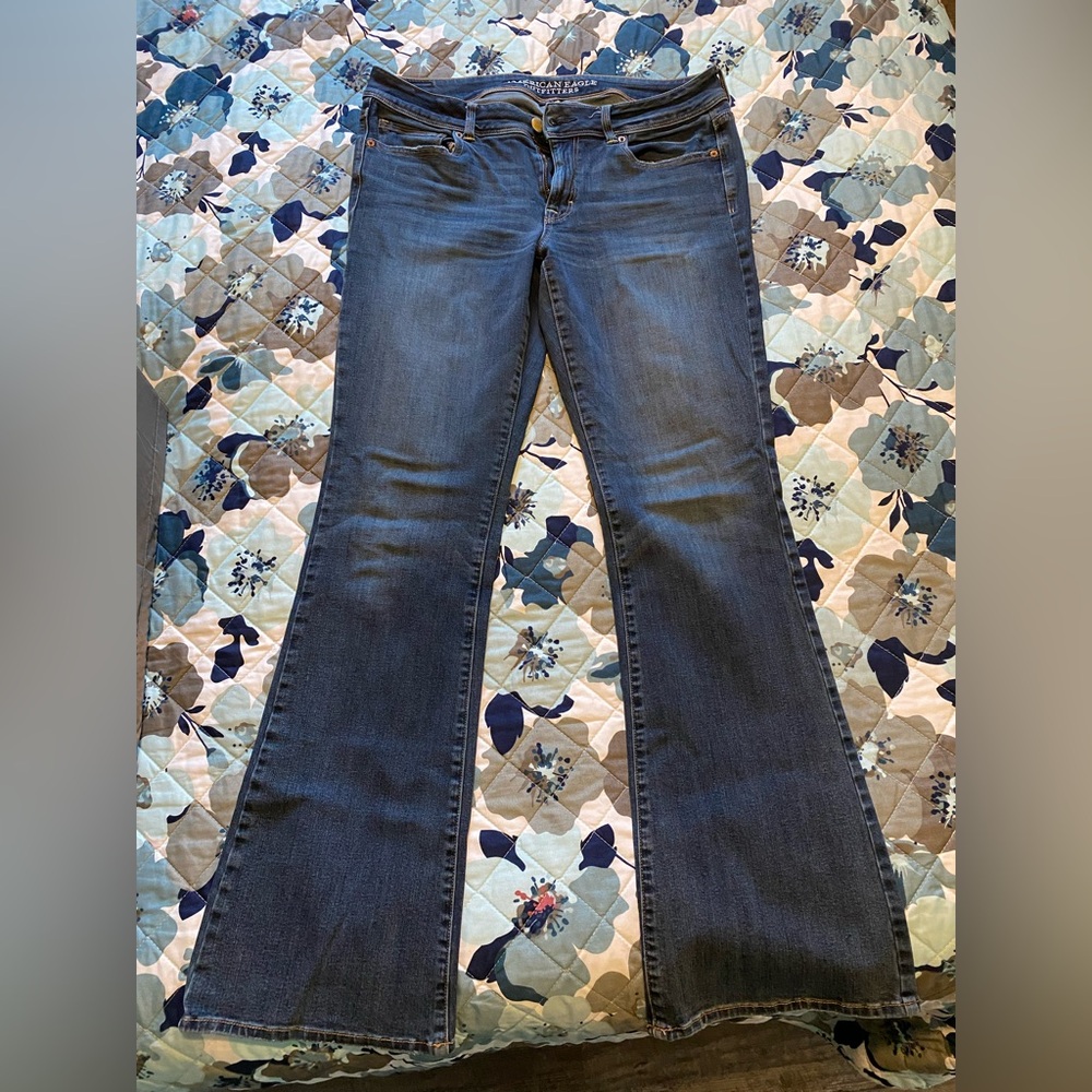 American Eagle Outfitters Medium Blue Kick Boot Cut Jeans